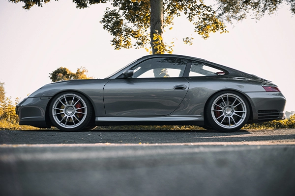Side profile of grey Porsche 997 911